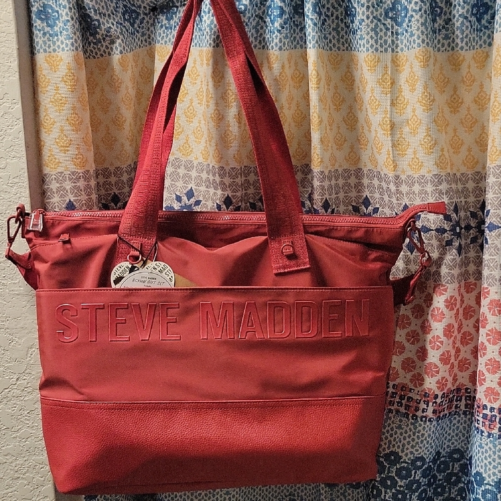 Steve Madden Bold Red Handbag